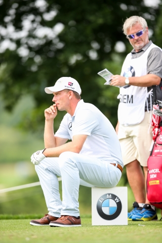 Ein bisschen ratlos und am Cut gescheitert: Marcel Siem mit Caddy