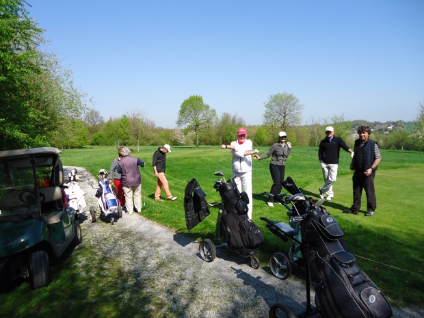 Erst richtig aufwärmen und danach geht’s auf eine erfolgreiche Golfrunde