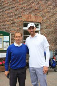 Nach dem Fußball leidenschaftliche Schalke 04-Golfer: Olaf Thon (l) und Christoph Metzelder (Fotocredit: Manfred Rimkus)